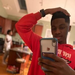 Meet your Posher, Delawrence